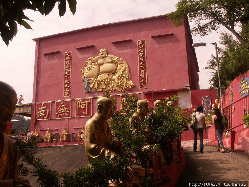 Храм на первой площадке Ша-Тин, Гонконг