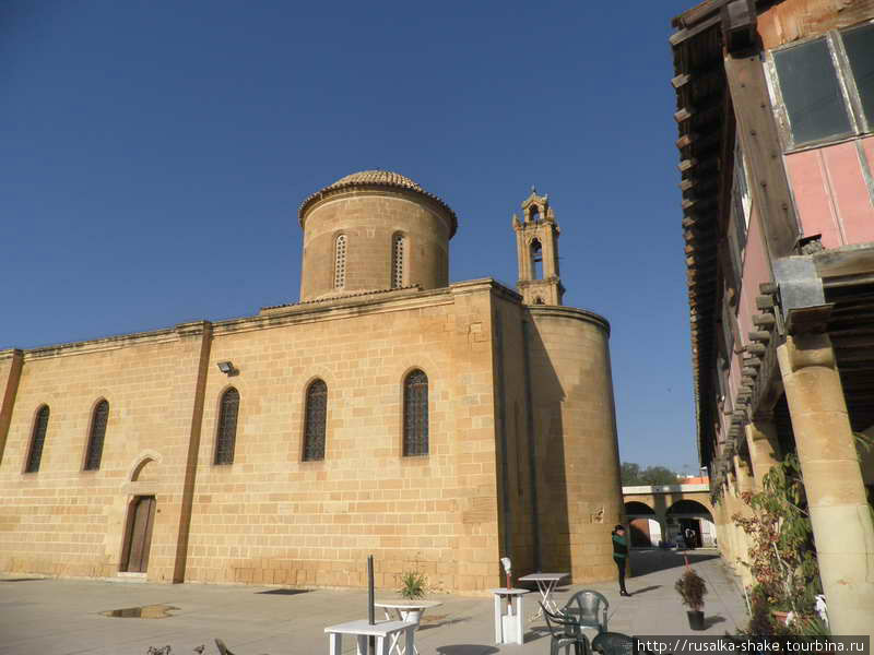 Гюзельюрт, Церковь св. Мамаса Морфу, Турецкая Республика Северного Кипра