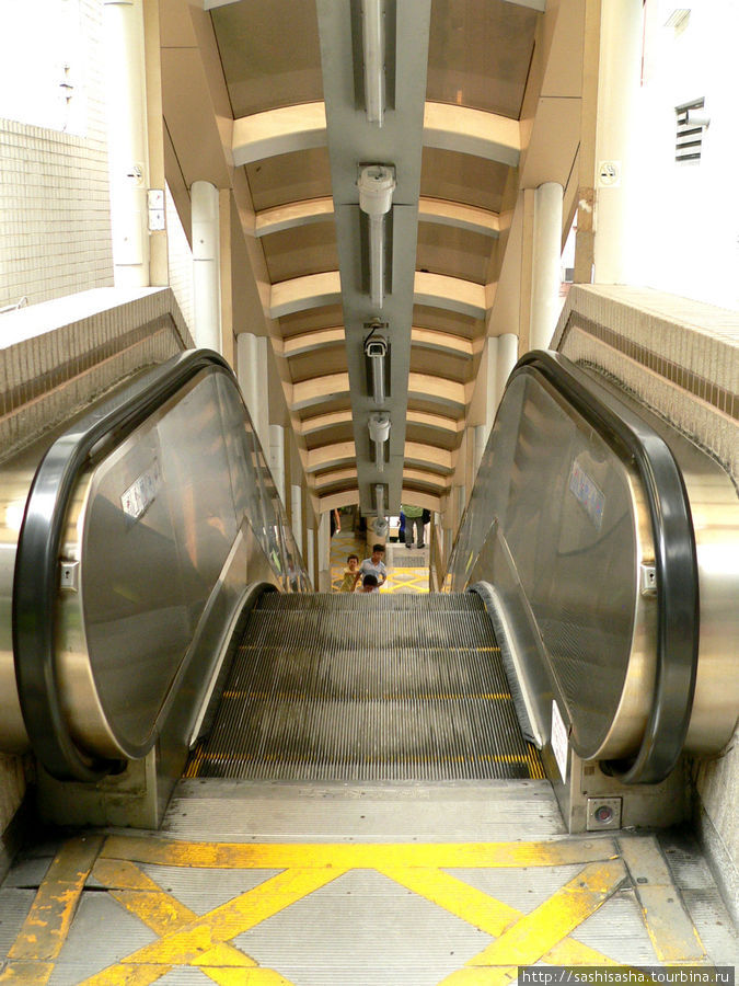Эскалатор / Central–Mid-levels escalators