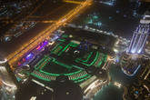 вид вниз на торговый центр Dubai Mall