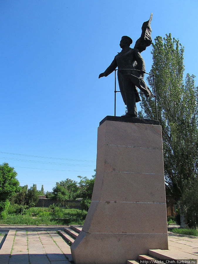 памятник П.П. Шмидту Очаков, Украина