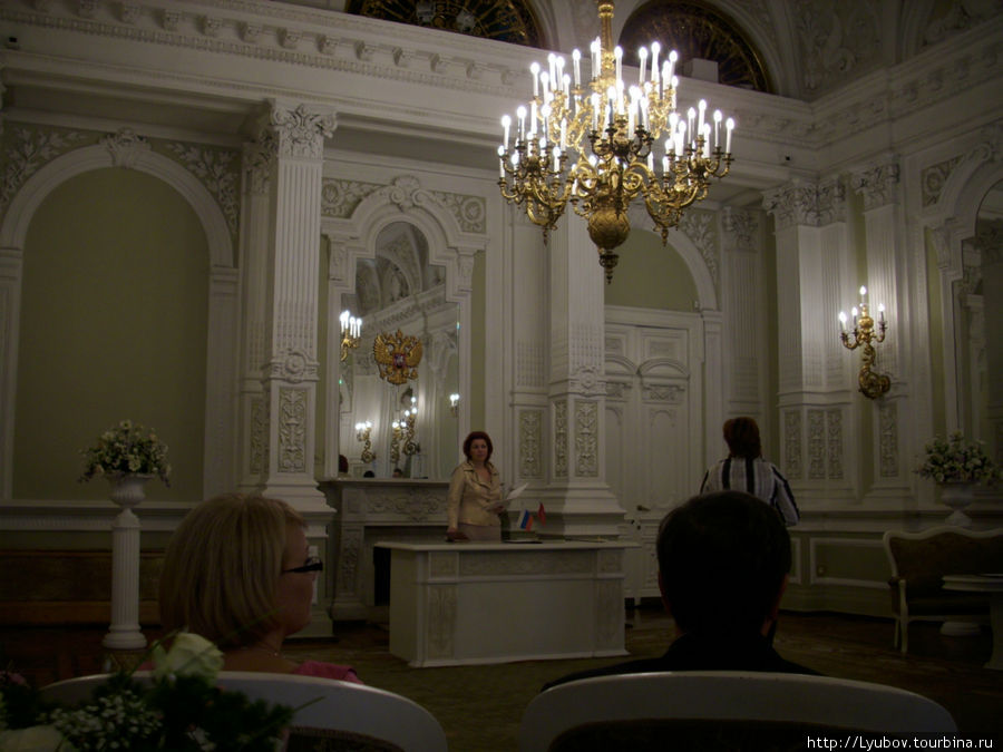 Свадьба во дворце... оказывается возможна и в наше время Санкт-Петербург и Ленинградская область, Россия