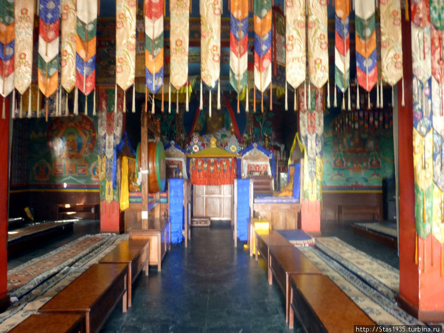 Катманду. Монастырь Тритен Норбутсе. Катманду, Непал