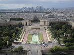 Виды Парижа с Эйфелевой башни.