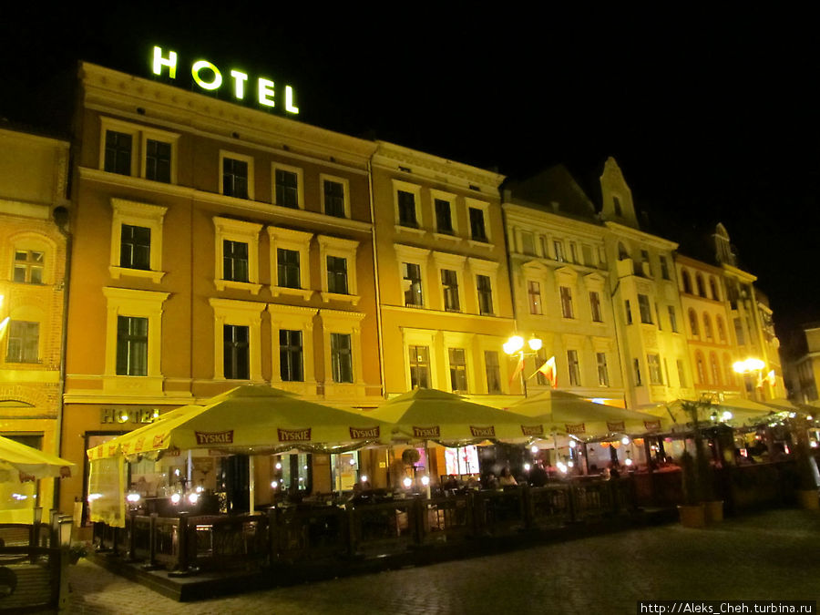 Ночной Торунь Торунь, Польша Ночной Торунь Торунь, Польша