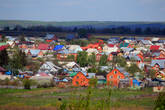 Саранск — город, построенный на холмах и болотах. А это дома в ближайшем пригороде