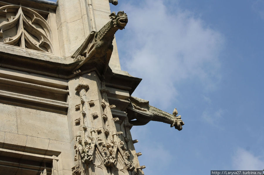 Дворец Юстиции — самый красивый готический дворец Франции Руан, Франция Дворец Юстиции — самый красивый готический дворец Франции Руан, Франция