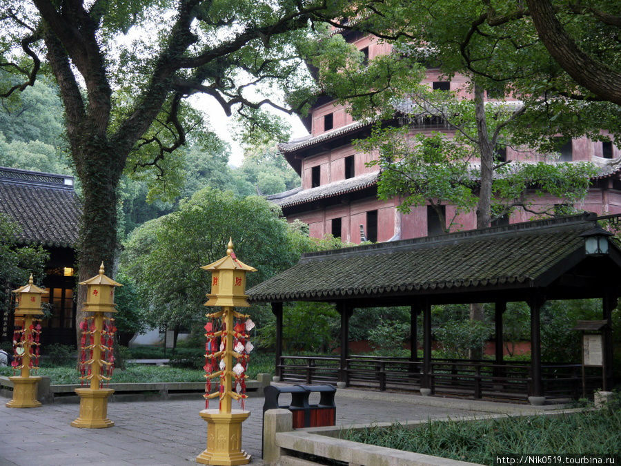 Пагода Шести Гармоний Люхэта Ханчжоу, Китай