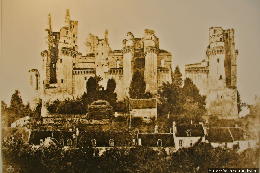 Замок, достойный не только Портоса Пьерфон, Франция