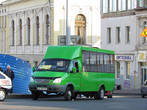 Автобус Рута-20  в районе улицы Короленко.