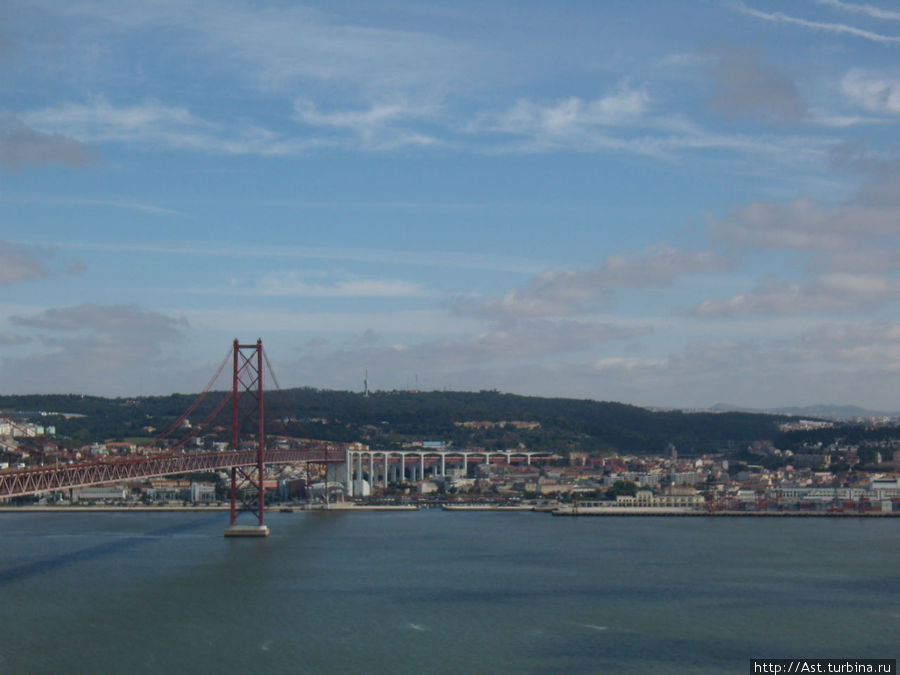 Алмада-пригород Лиссабона, славимся подделками своими Алмада, Португалия