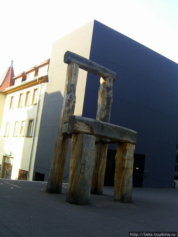 Большущий стул Веймар, Германия