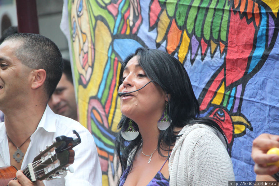 Уличные певцы Сантьяго, Чили