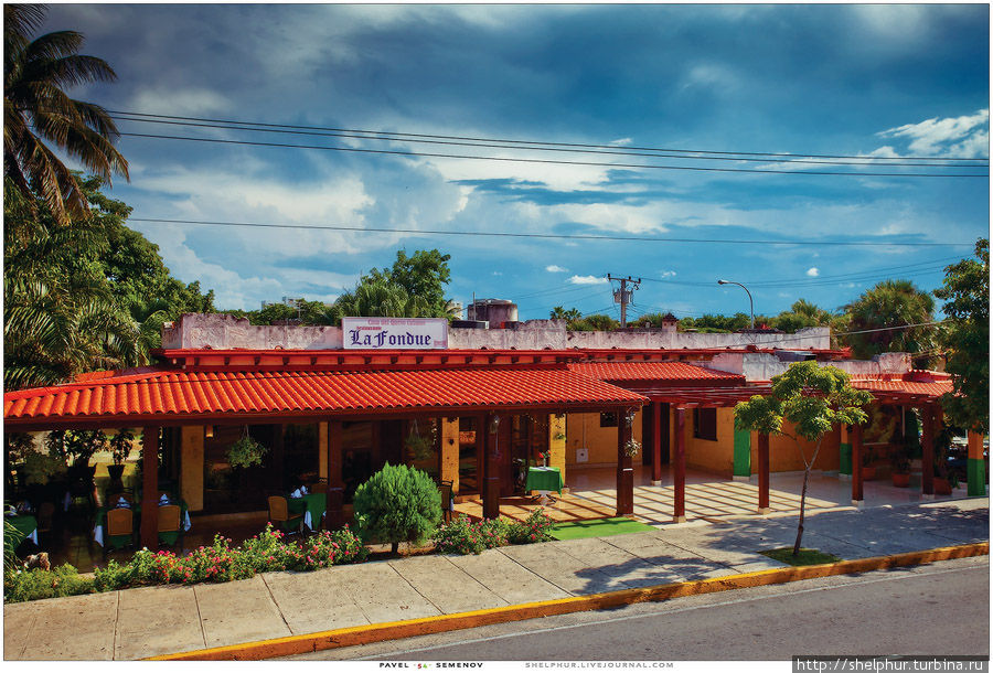 Въезжаем в центр города Варадеро Въезжаем в центр города Варадеро