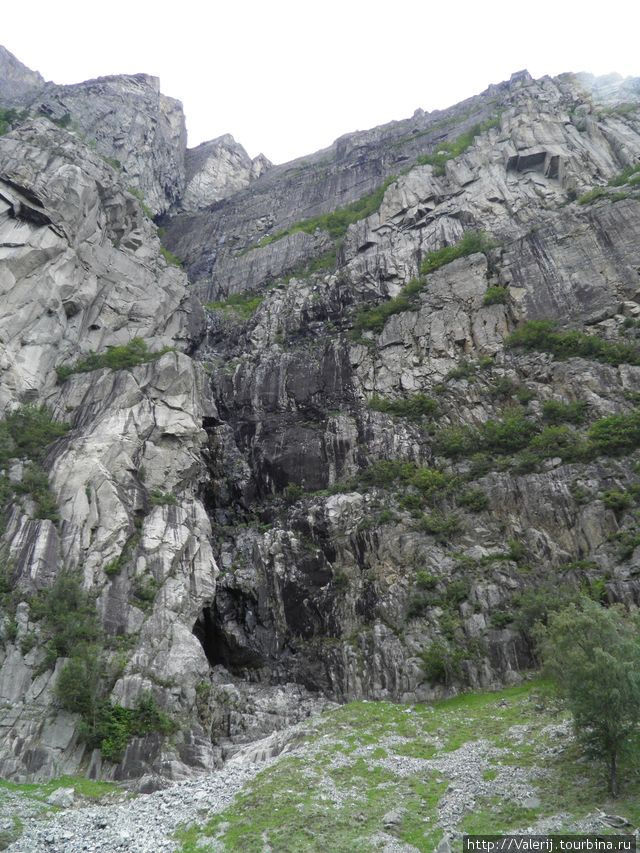 Скалолазка моя, альпинистка моя, … Люсе-фьорд, Норвегия