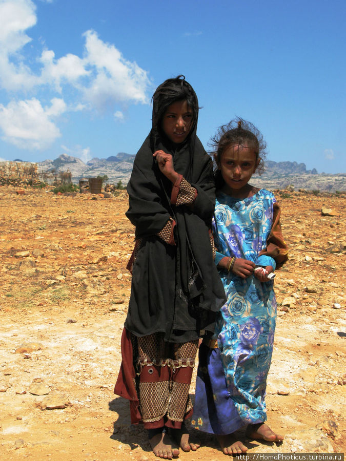 Юные сокотрийки Остров Сокотра, Йемен