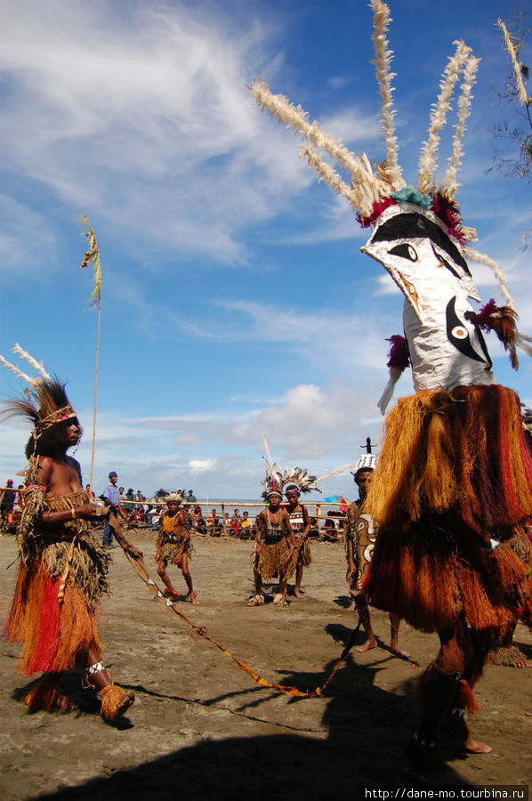 Фестиваль масок: Меовеа и Кеаи Провинция Галф, Папуа-Новая Гвинея