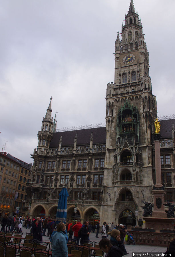 Новая ратуша перед праздником Мюнхен, Германия