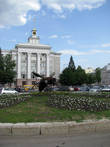 Здание на заднем плане, по-моему, министерство сельского хозяйства Башкортостана.