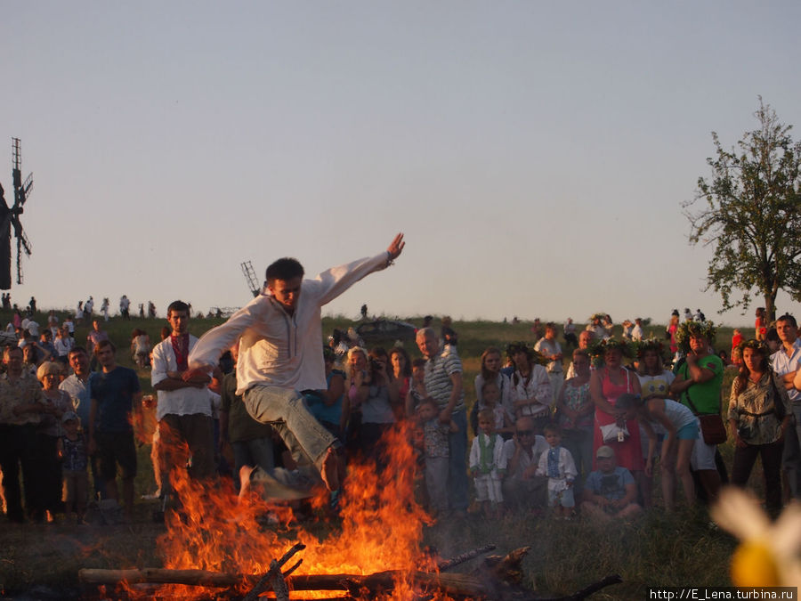Праздник Ивана Купала в Пирогово Праздник Ивана Купала в Пирогово