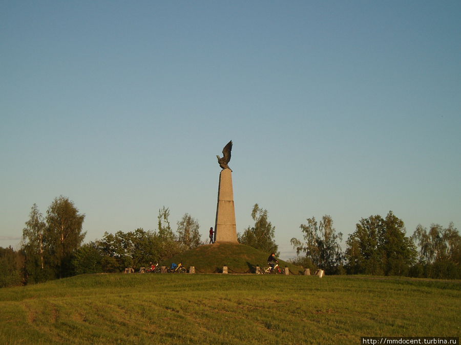Памятник на месте командного пункта Наполеона Бородино, Россия
