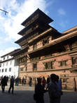 Катманду.  Королевский Дворец и башня Бастанпур.