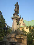 Памятник Адаму Мицкевичу 1898 года,поставленный к столетию со дня рождения поэта