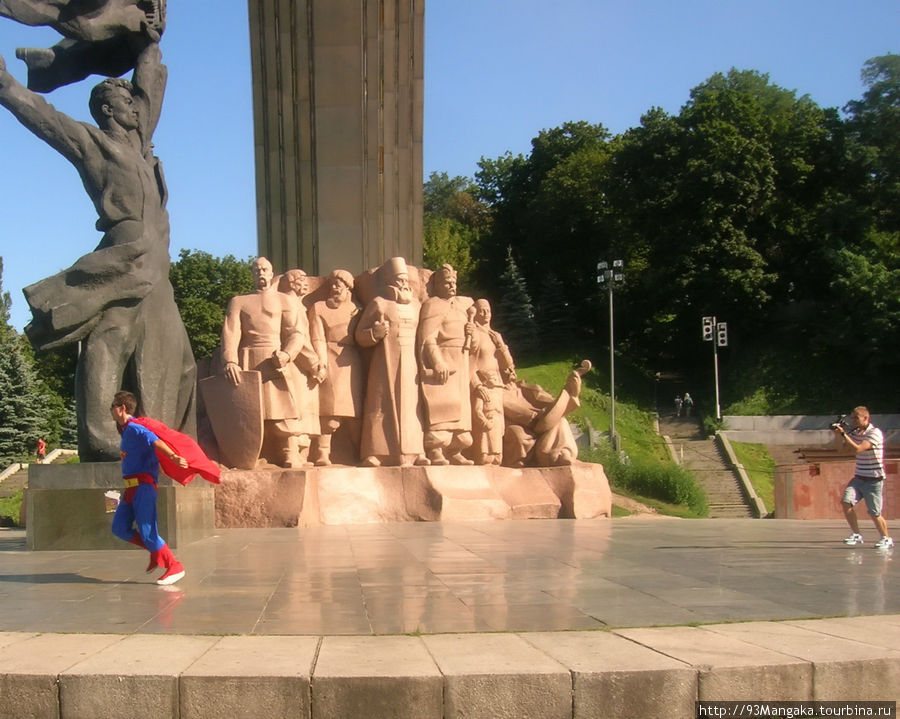 Разбег супергероя Киев, Украина