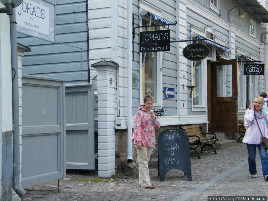 Одна из улиц старого города Порвоо, Финляндия