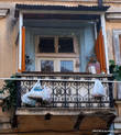 Типичный балкончик на улице Еврейской.
