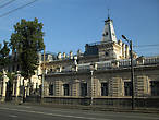 Государственный музей изобразительного искусства Республики Татарстан располагается в усадьбе генерал-губернатора Сандецкого
