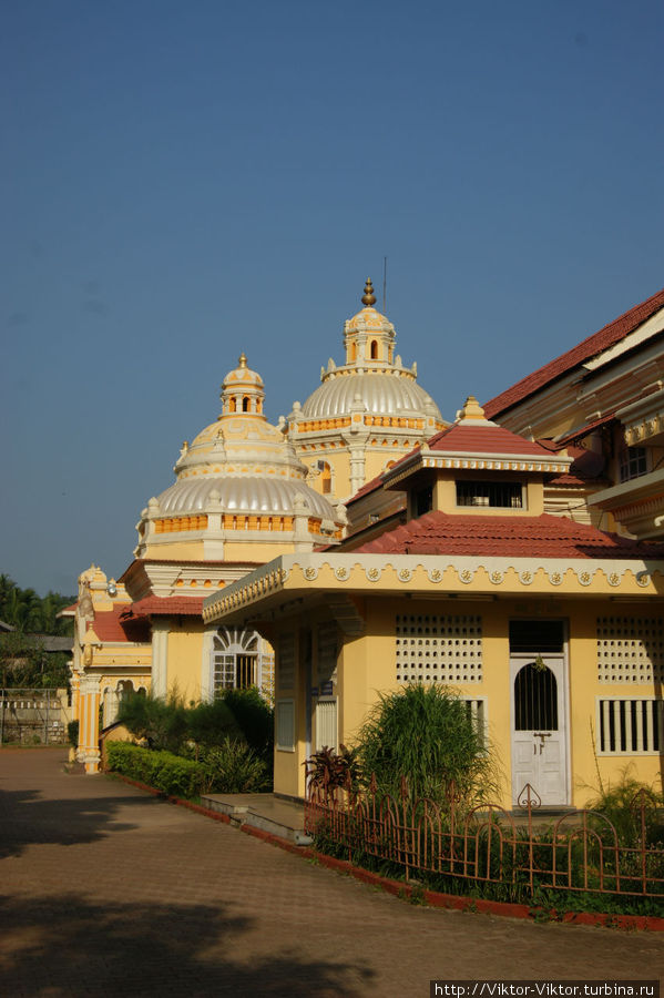 Индуистские храмы Гоа Понда, Индия