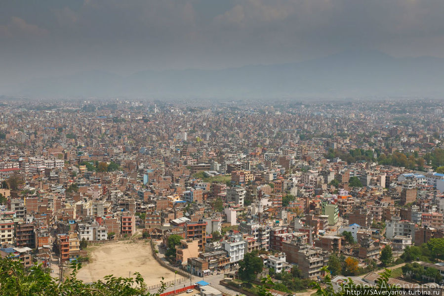 Вид на Катманду со Сваямбу Катманду, Непал