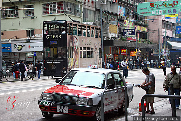 На улицах Гонконга Китай На улицах Гонконга Китай