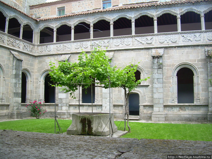 Монастырь Святого Томаса Авила, Испания