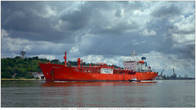 Китайский танкер в проливе Гаваны