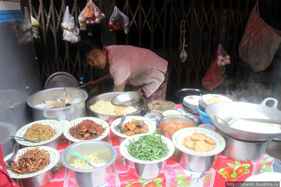 Общепит по-янгонски Янгон, Мьянма