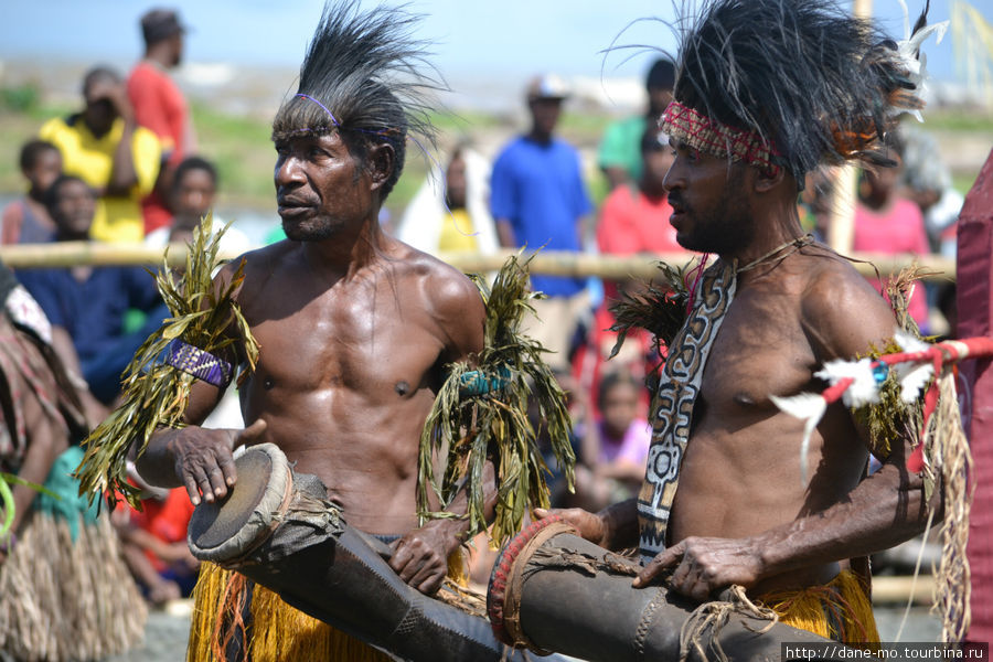 Музыканты Провинция Галф, Папуа-Новая Гвинея