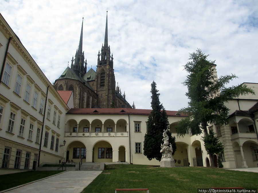 Вокруг кафедрального собора св. Петра и Павла Брно, Чехия