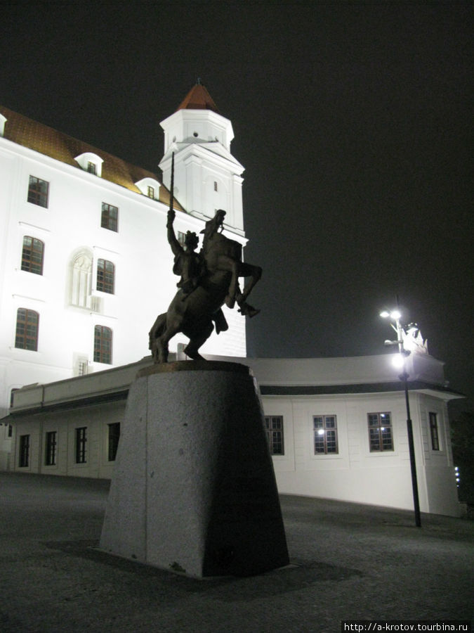 Братислава осенним вечером Братислава, Словакия