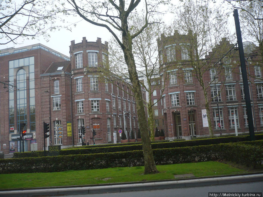 Ранее утро в маленьком Рубэ Рубэ, Франция Ранее утро в маленьком Рубэ Рубэ, Франция