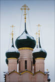Церковь Иоанна Богослова (1683 г.) — одна из самых красивых в Ростовском кремле.