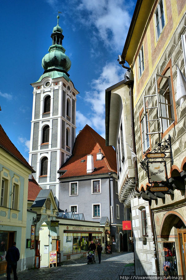 Башня бывшего костёла Св.Йошта Чешский Крумлов, Чехия
