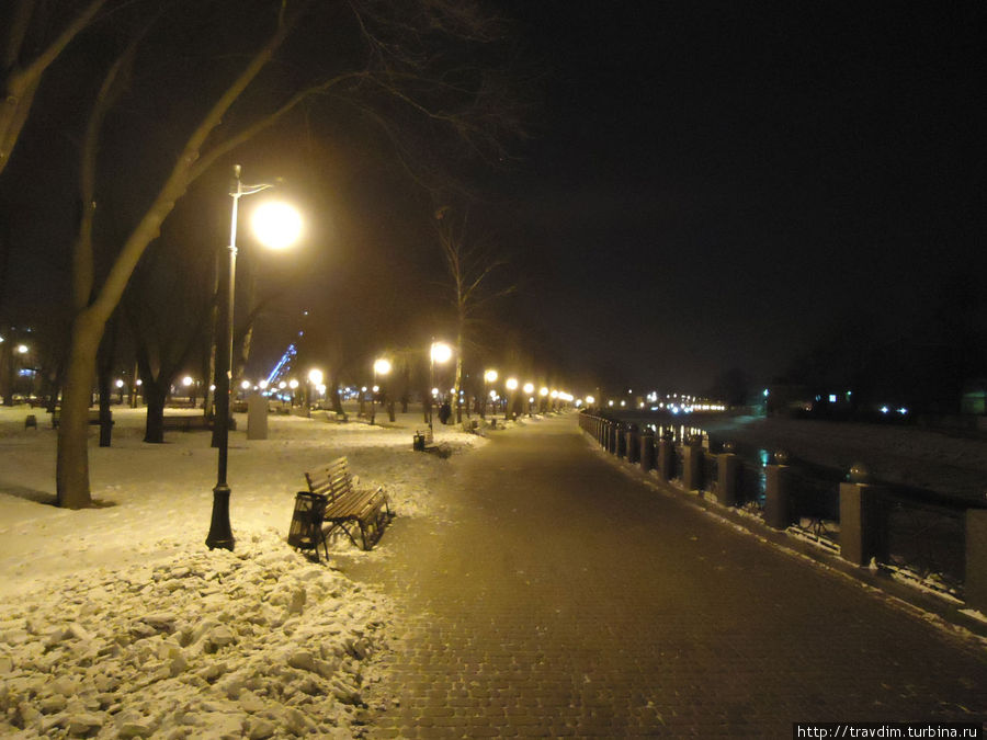 Набережная реки Лопань Набережная реки Лопань