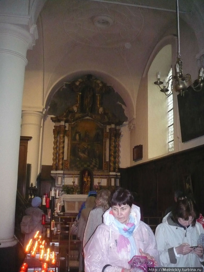 Маленькая церковь в аббатстве Брюгге, Бельгия