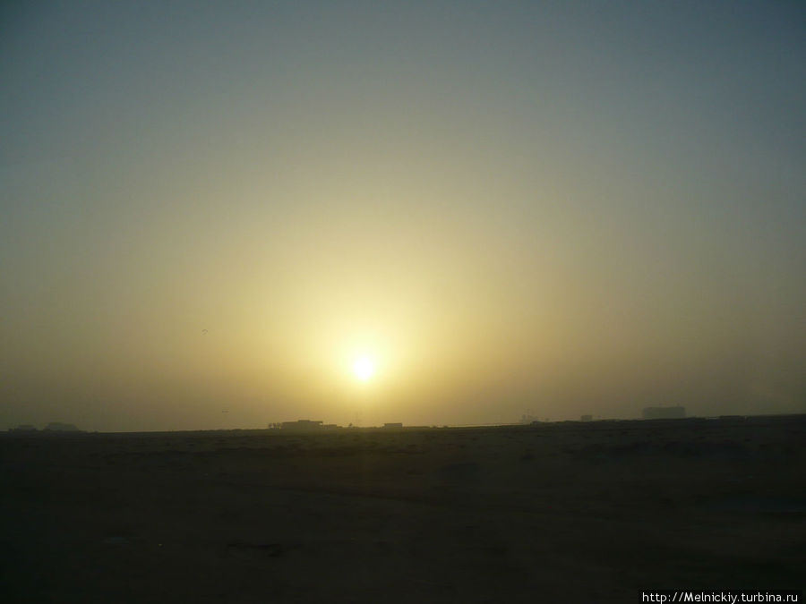 Закат в Персидском заливе Умм-эль-Кувейн, ОАЭ