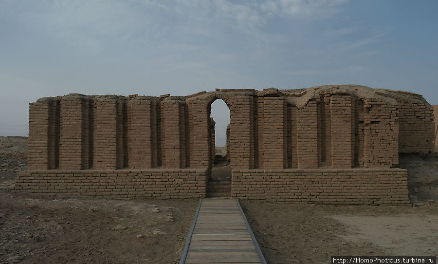 Самая древняя арка Ур античный город, Ирак