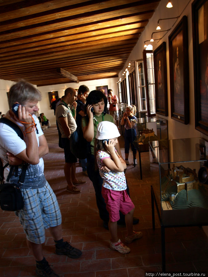 Экскурсия в музее проводится при помощи аудиогида Зальцбург, Австрия