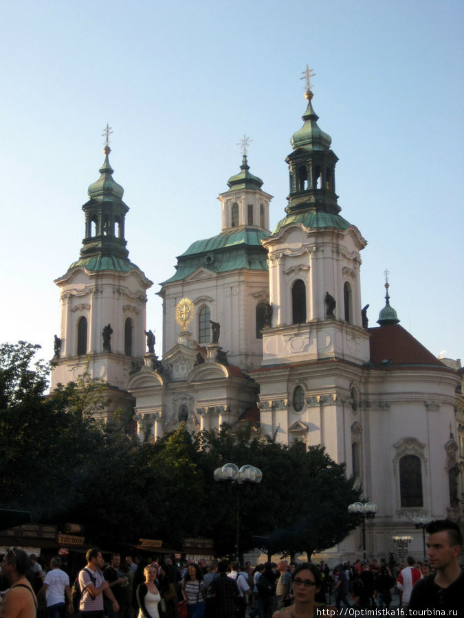 В церкви Святого Николая на Староместской площади Прага, Чехия