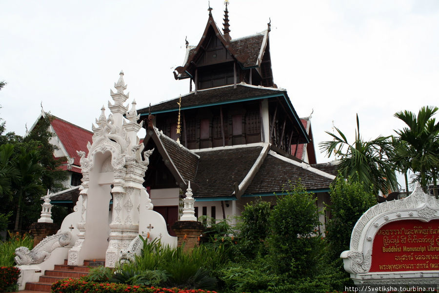 Ват Чеди Луанг - Храм Большой ступы Чиангмай, Таиланд
